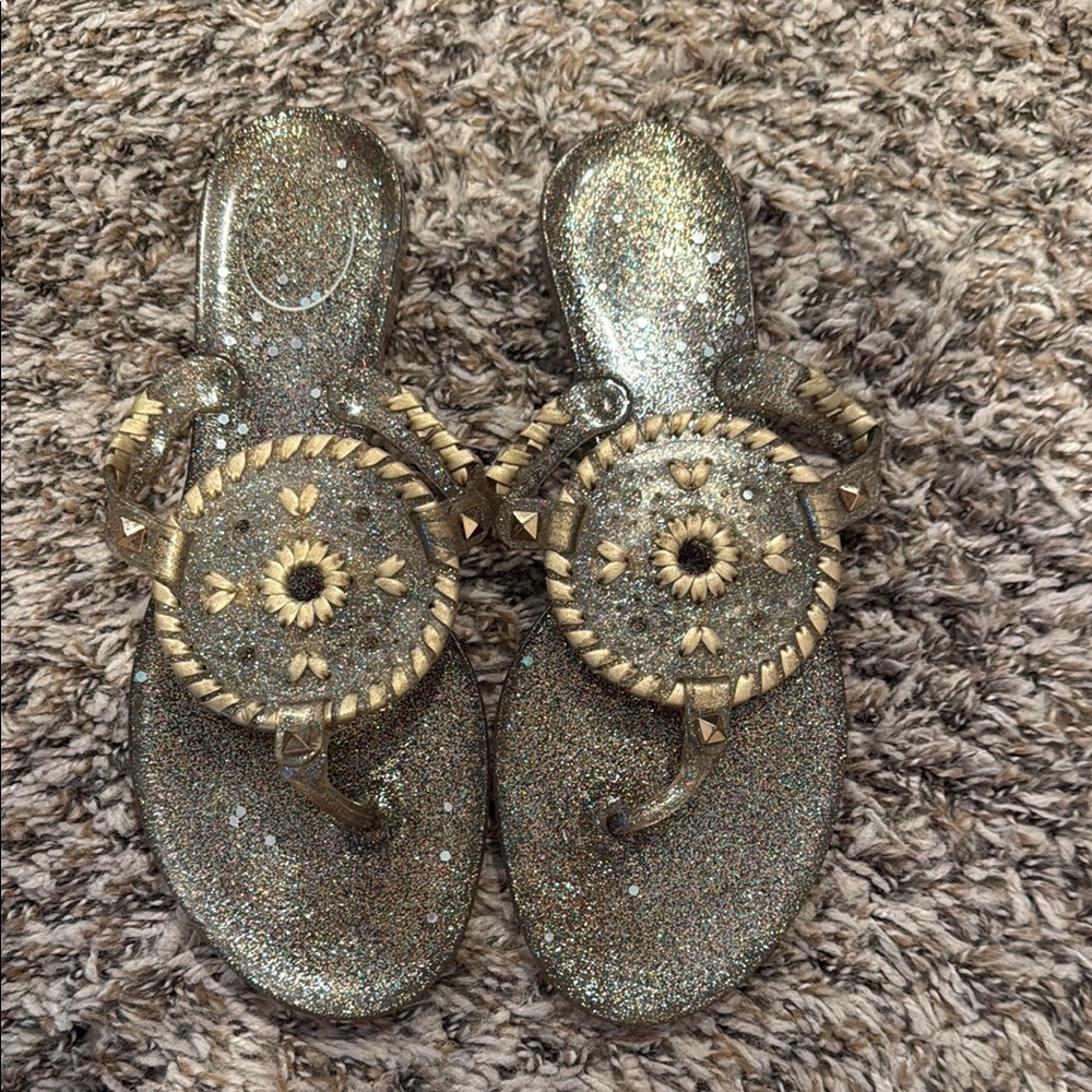 Jack Rogers Metallic Gold Glitter Medallion Thong Sandals